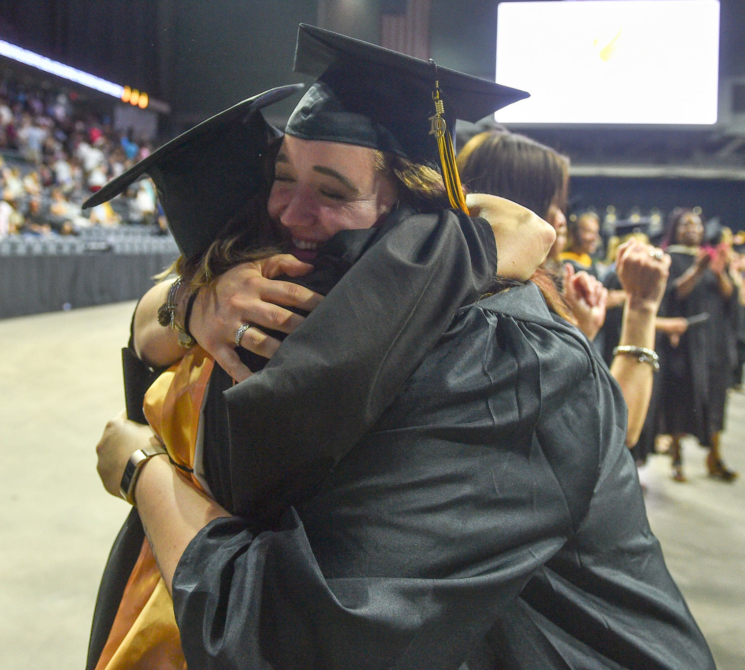 051719-mda-nws-BHCgrad-044a.jpg